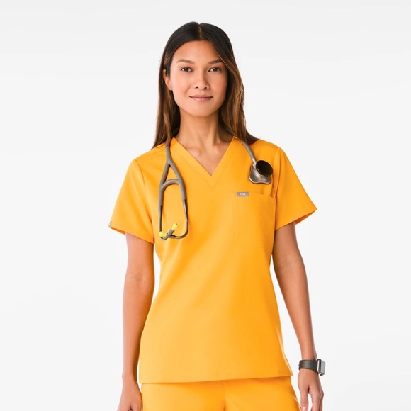NWT Figs Scrub Top In Emergency Yellow - Picture 10 of 10
